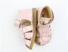 Angulus rosa sandal